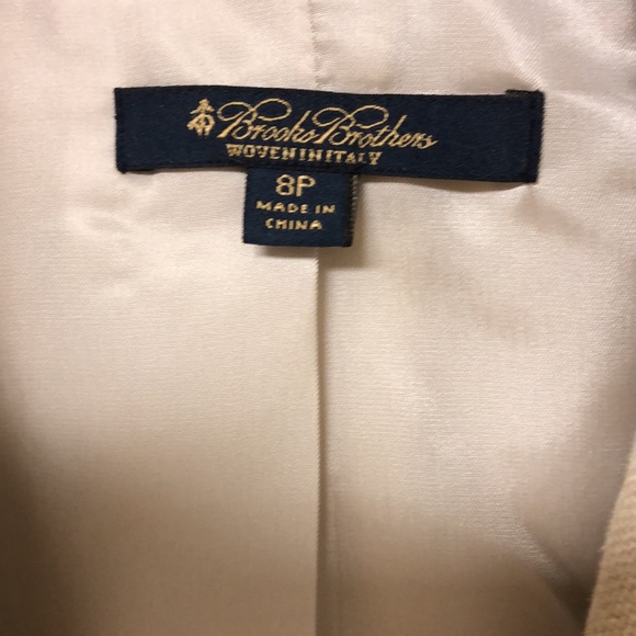 Classic light tan suit - Picture 3 of 5